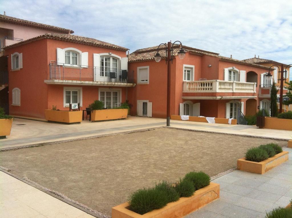 Maison Dans Resort & Spa Callian  Exterior photo